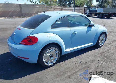 2012 Volkswagen Beetle 2.5L из США, поврежденный, VIN 3VWJP7AT4CM659621